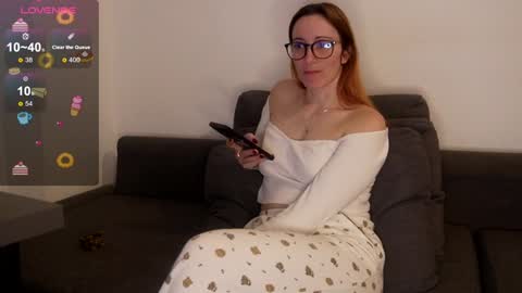 Samara From The Well online show from December 18, 11:30 pm