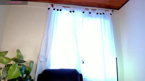 Snapshot of samarhagomez chatting on June 23, 10:30 pm Samarha Gomez online show from June 23, 10:30 pm