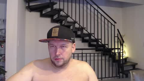 Snapshot of samariterbw chatting on December 20, 7:55 am TopBoy online show from December 20, 7:55 am