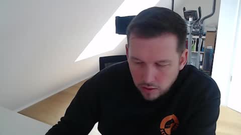 Snapshot of samariterbw chatting on February 27, 10:15 am TopBoy online show from February 27, 10:15 am