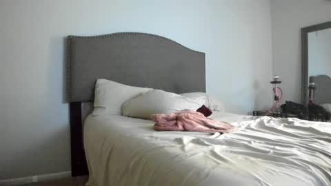 Yaya online show from October 9, 10:24 am