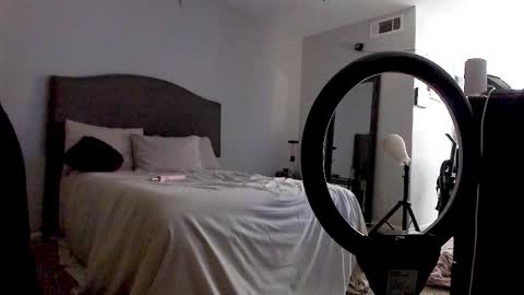 Yaya online show from October 20, 12:55 am