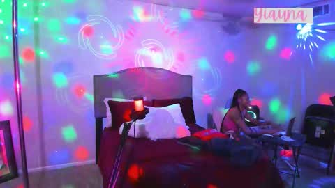 Yaya online show from November 22, 6:34 am