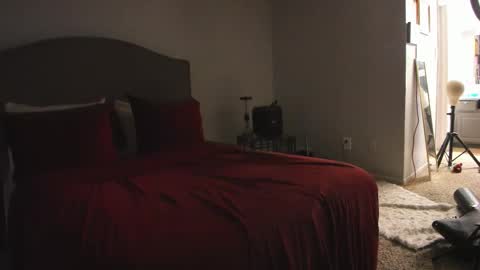 Yaya online show from December 5, 11:08 am