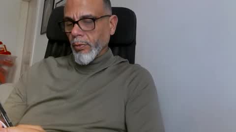 Sam online show from March 19, 4:22 pm