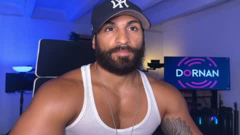 Sam Dornan online show from December 17, 4:32 pm