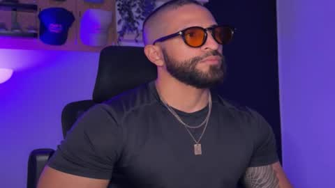 Sam Dornan online show from April 5, 1:03 am