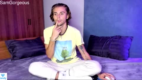 Snapshot of samgorgeous chatting on December 17, 11:49 am Fansly - Top4fans online show from December 17, 11:49 am