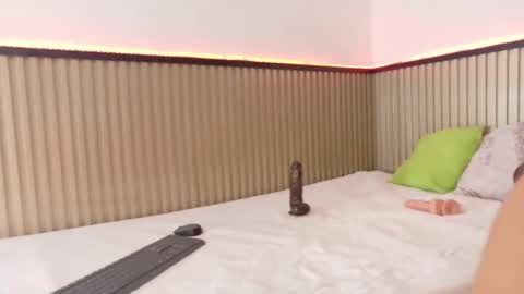 Samanta online show from October 20, 7:25 pm