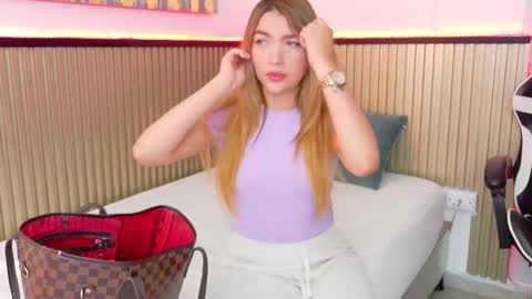 Samanta online show from December 16, 7:19 pm