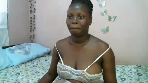 nina online show from March 4, 10:02 am