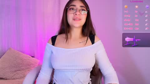 samii evans  online show from December 3, 8:05 am