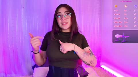 samii evans  online show from December 12, 5:10 am