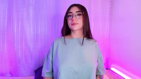 samii evans  online show from December 13, 5:27 am