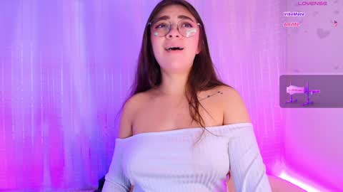 samii evans  online show from February 8, 10:08 pm