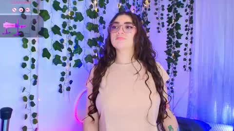 samii evans  online show from November 28, 7:44 am