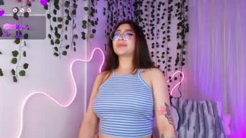 samii evans  online show from March 12, 5:57 am