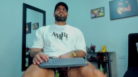 samir_hazard online show from November 8, 9:02 pm