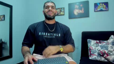 samir_hazard online show from November 12, 7:13 pm