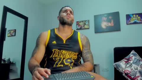 samir_hazard online show from November 19, 9:26 pm