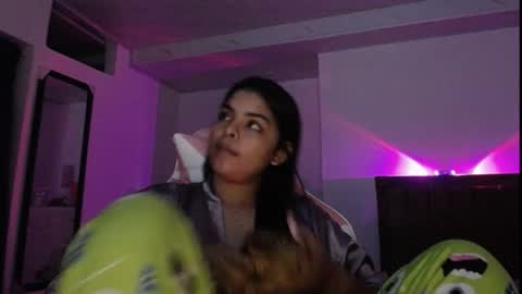 Snapshot of samirabunny_222 chatting on April 24, 2:52 pm Danna dulce online show from April 24, 2:52 pm