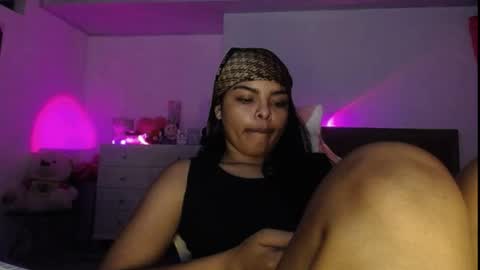Snapshot of samirabunny_222 chatting on May 6, 12:52 am Danna dulce online show from May 6, 12:52 am