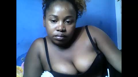 Snapshot of samirah_69 chatting on May 29, 7:06 am samirah_69 online show from May 29, 7:06 am