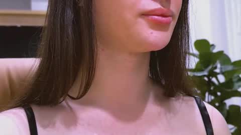 Snapshot of samiranovinha chatting on February 19, 10:39 pm Samira novinha online show from February 19, 10:39 pm