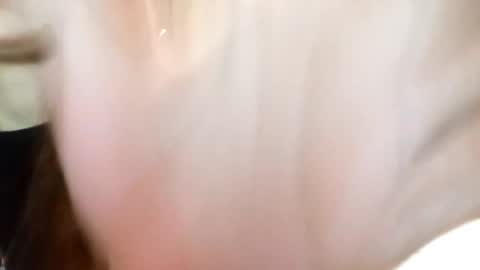 Mira online show from October 19, 3:45 pm