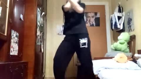 Mira online show from December 18, 4:13 pm