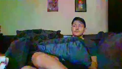 Snapshot of samlatty007 chatting on January 3, 8:01 pm sexy lad looking for fun online show from January 3, 8:01 pm