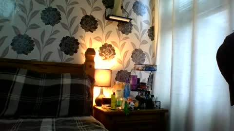 Snapshot of samlatty007 chatting on July 21, 6:43 pm sexy lad looking for fun online show from July 21, 6:43 pm