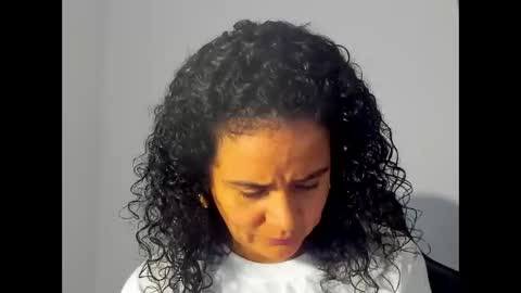 sam online show from October 18, 7:58 pm