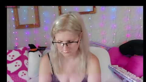Samantha online show from August 3, 1:05 pm