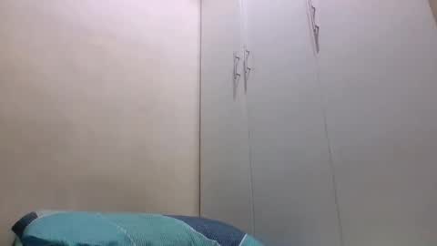 sammy8765432 online show from February 27, 6:13 am