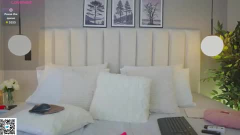 Ana online show from November 14, 1:37 am