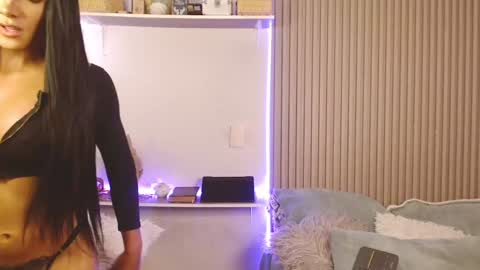 Snapshot of sammy_quinn_ chatting on February 1, 11:58 pm SAMMY online show from February 1, 11:58 pm