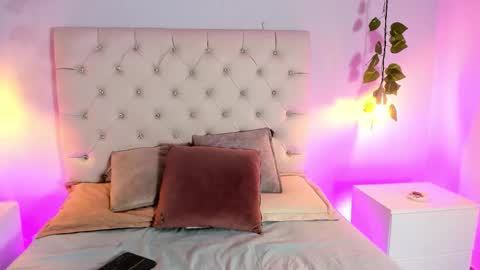 Samantha online show from December 5, 5:27 am