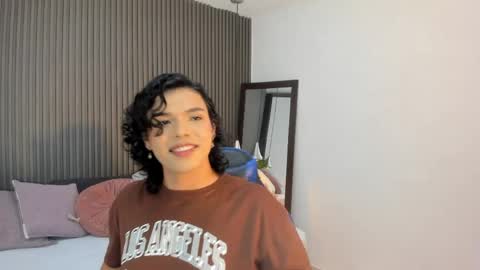 Axel online show from April 4, 10:07 pm