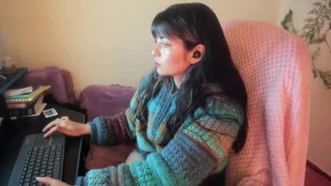   online show from October 7, 2:42 am