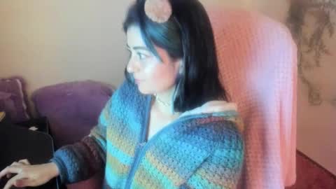   online show from February 22, 9:19 am