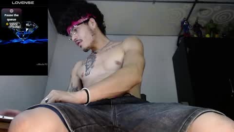 Snapshot of sammytop22 chatting on May 19, 12:05 am sammy model independiente online show from May 19, 12:05 am
