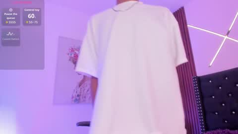sammyyadams_ online show from October 3, 1:30 pm