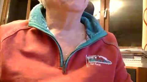 Sam online show from December 16, 11:10 pm