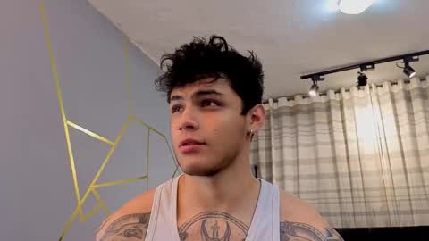 samu_lara online show from September 30, 11:37 am