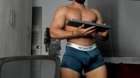 Snapshot of samuel2rd chatting on October 29, 6:04 am samuel2rd online show from October 29, 6:04 am