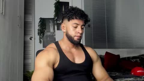 Snapshot of samuel2rd chatting on November 1, 4:58 am samuel2rd online show from November 1, 4:58 am