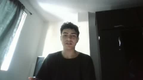 samuel_watkins1 online show from May 24, 3:06 pm