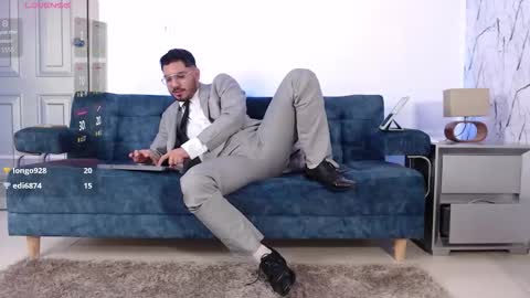 Snapshot of samuelcoopper chatting on October 13, 2:50 pm Samuel Coopper online show from October 13, 2:50 pm