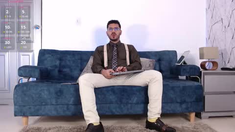 Snapshot of samuelcoopper chatting on October 21, 12:39 pm Samuel Coopper online show from October 21, 12:39 pm